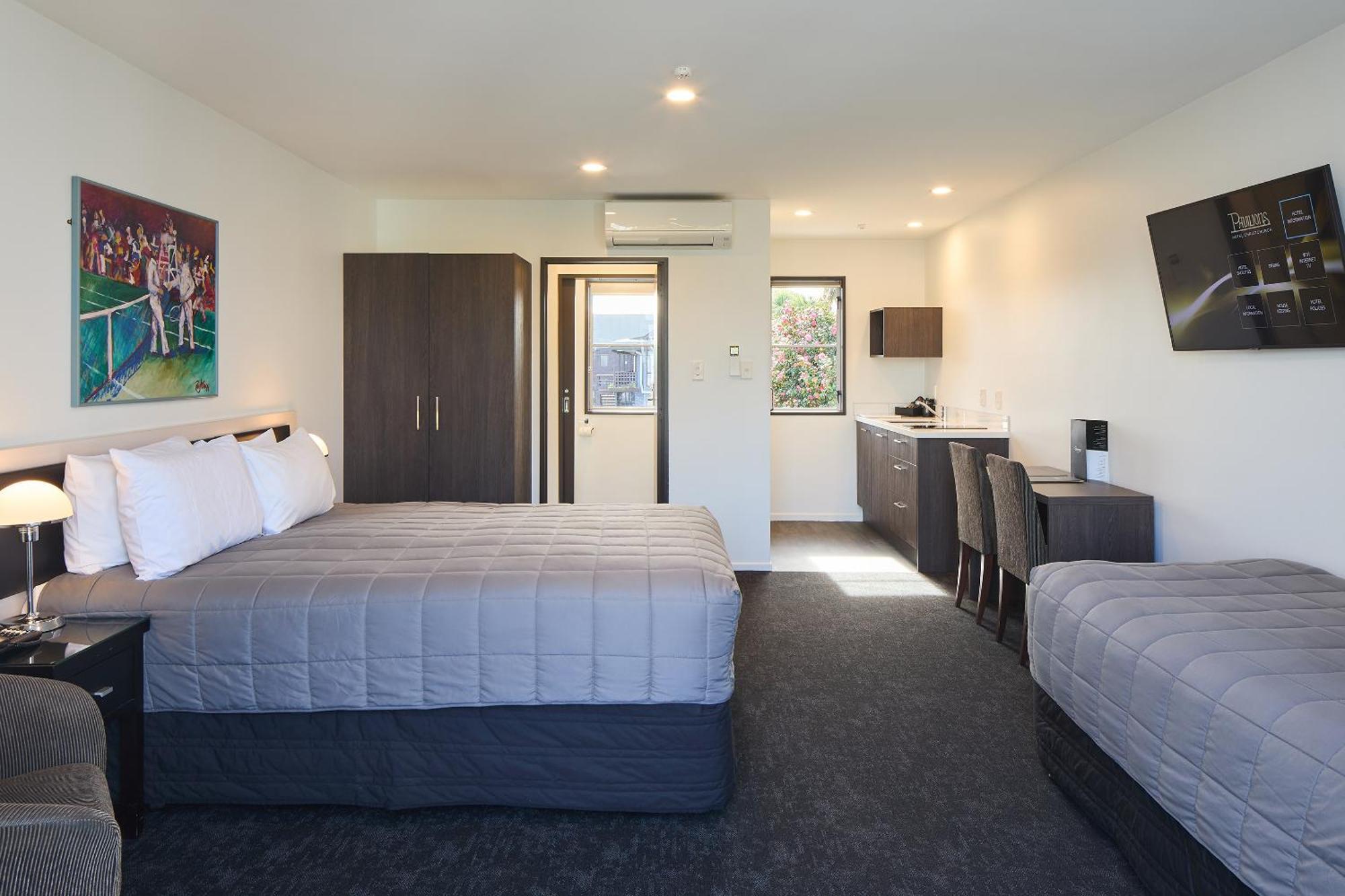 Pavilions Hotel Christchurch Bagian luar foto